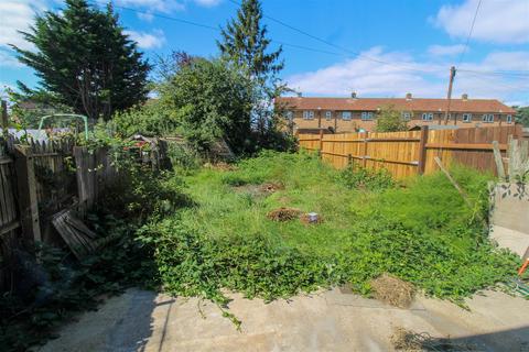 21 Broughton Place, Northampton, NN3 2RS
