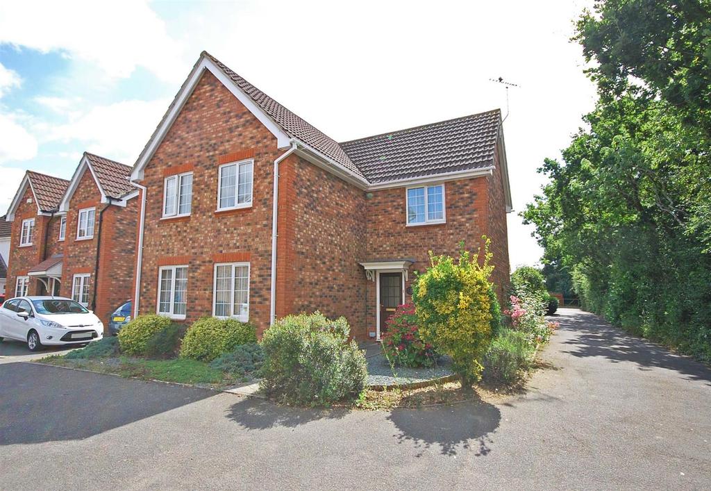 dapifer-drive-braintree-4-bed-detached-house-475-000