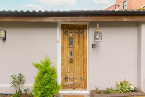 Coach House, 2 Bellevue Road, Totterdown, Bristol, BS4 2BG