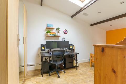 Coach House, 2 Bellevue Road, Totterdown, Bristol, BS4 2BG