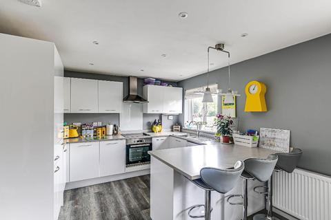 119 Ladygrove, Croydon, CR0 9LT
