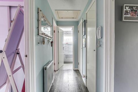 119 Ladygrove, Croydon, CR0 9LT