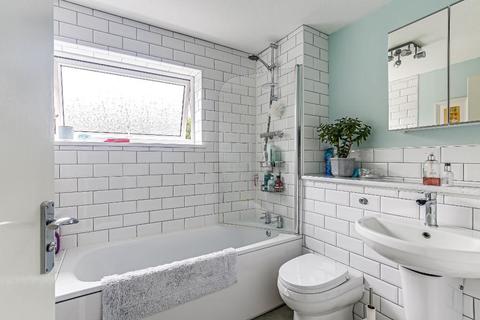 119 Ladygrove, Croydon, CR0 9LT
