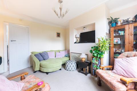 3 Brian Place, Leeds, LS15 7PW