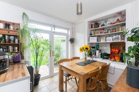 3 Brian Place, Leeds, LS15 7PW