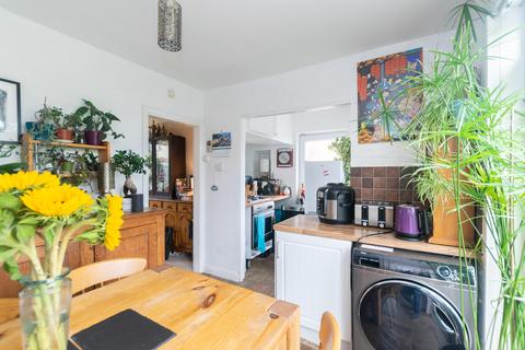 3 Brian Place, Leeds, LS15 7PW