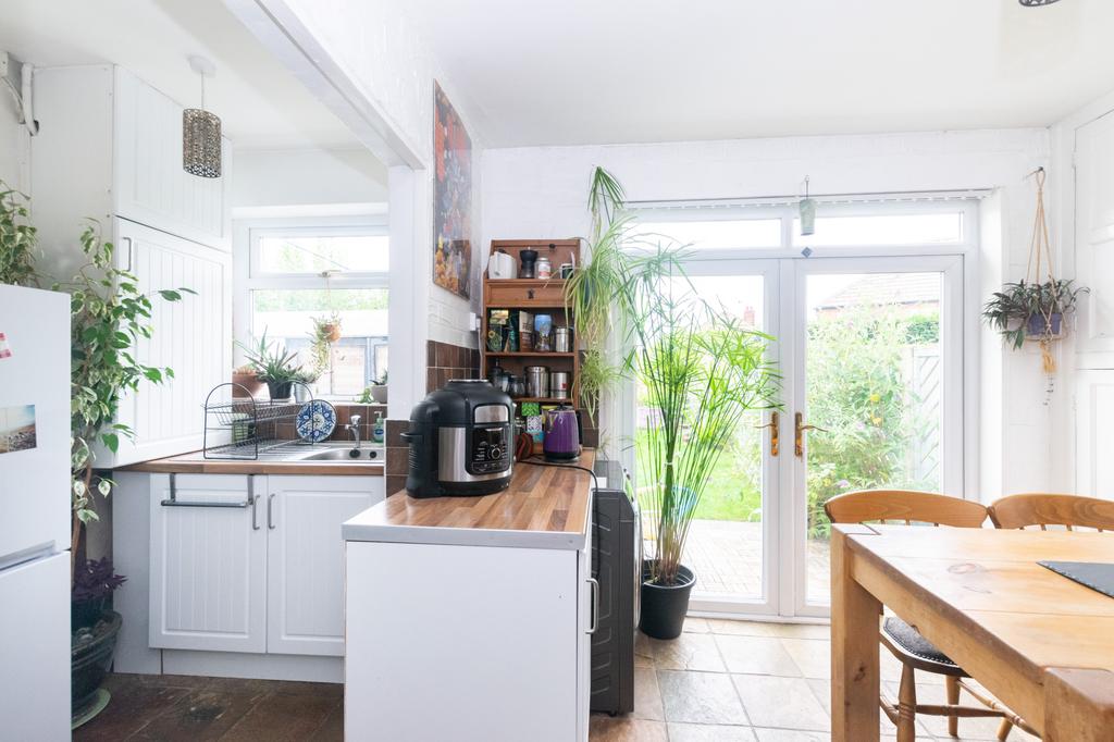 Dining Kitchen 5