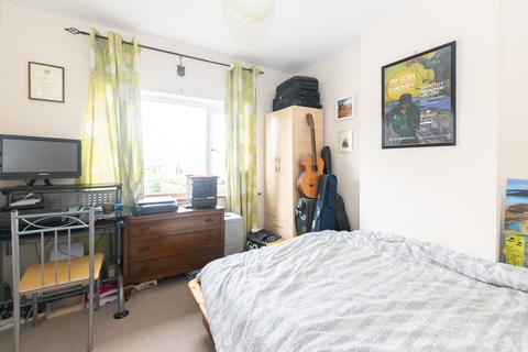 3 Brian Place, Leeds, LS15 7PW