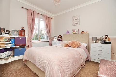 34 Dereham Avenue, Ipswich, IP3 0QB