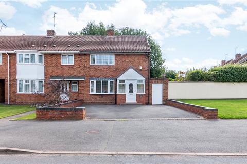 10 Brantley Avenue, Finchfield, Wolverhampton, WV3 9AP