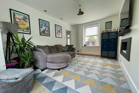 8 Queens Road, Swanage, BH19 2EQ