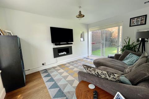 8 Queens Road, Swanage, BH19 2EQ