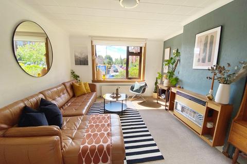 12 Beechwood Drive, Glasgow, G11 7EX