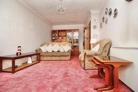 38 Lower Harlings, Shotley Gate, Ipswich, IP9 1RP