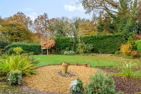 Old Pinkhurst Bashurst Hill, Itchingfield, Horsham, RH13 0NY