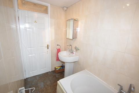 16 Brunel Close, Stretford, Manchester, M32 0SR