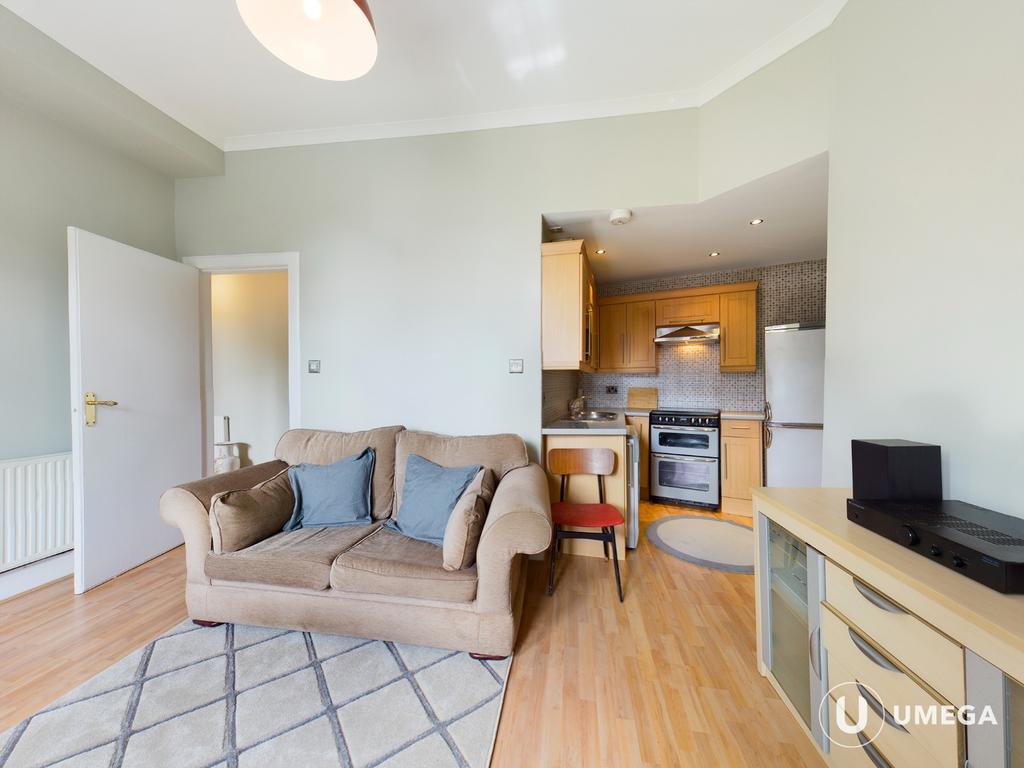 Leith Walk, Leith Walk, Edinburgh, EH6 1 bed flat £750 pcm (£173 pw)