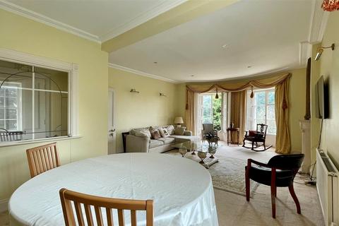 2 bedroom apartment for sale, Grams Road, Deal, Kent