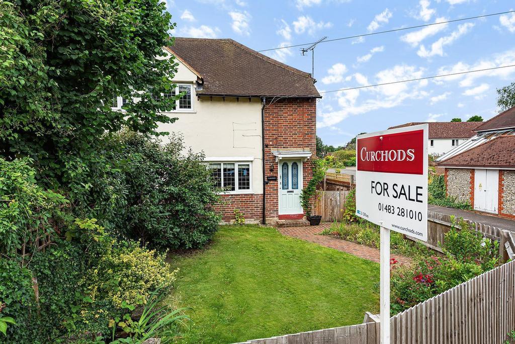 The Street, Effingham, KT24 3 bed semidetached house £599,950