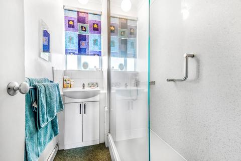 Flat 11, Newbury House Hallfield Estate, London, W2 6HH