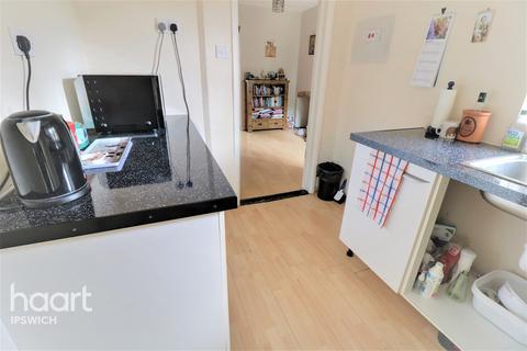 16 Devonshire Road, Ipswich, IP3 8AS