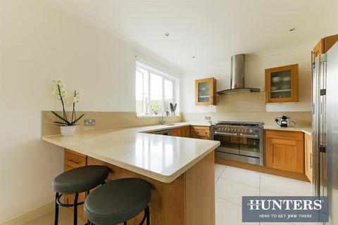 50 Wilverley Crescent, New Malden, KT3 5LW