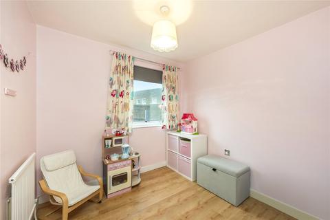 4 Theseus Walk, London, N1 8DS