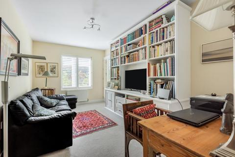 2 bedroom retirement property for sale - Weycombe House, Wispers Lane, Haslemere, GU27