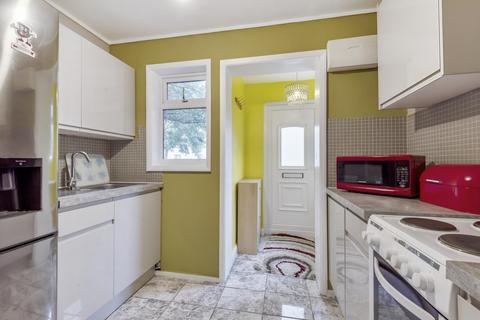 30 Haygreen Close, Kingston Upon Thames, KT2 7TS