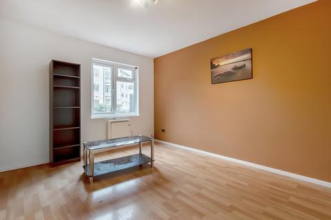 30 Haygreen Close, Kingston Upon Thames, KT2 7TS