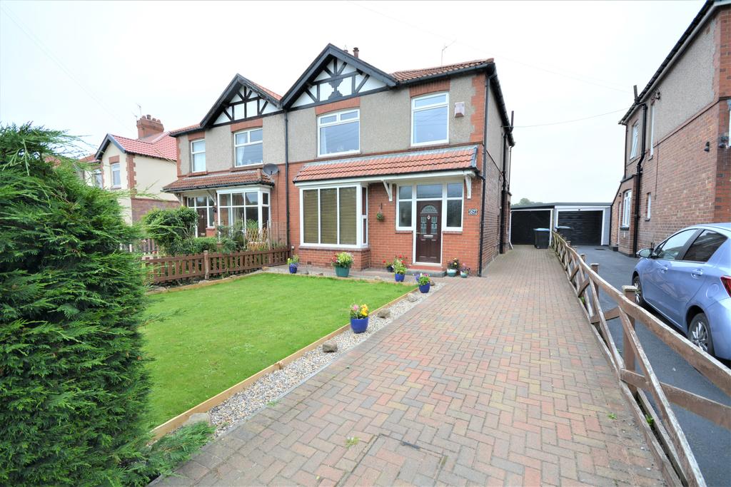 Durham Road, Auckland, Durham 3 bed semidetached house £240,000