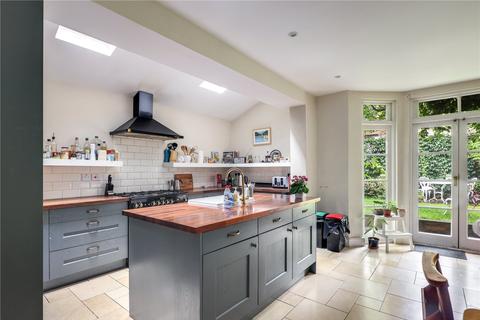 9 Fletching Road, London, E5 9QP
