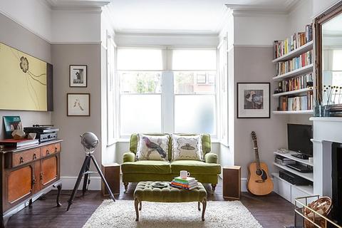 9 Fletching Road, London, E5 9QP