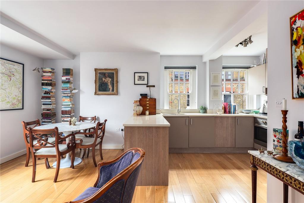 Living Room/Kitchen