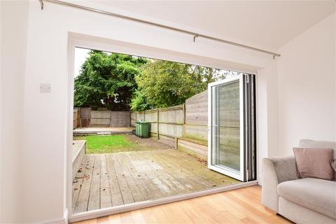 43 Alers Road, Bexleyheath, DA6 8HR