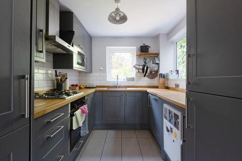 29 Greenway, Chesham, HP5 2BX