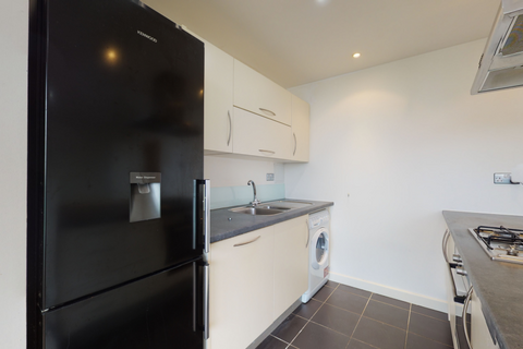 2 bedroom apartment to rent, Stainsby Road, London, E14