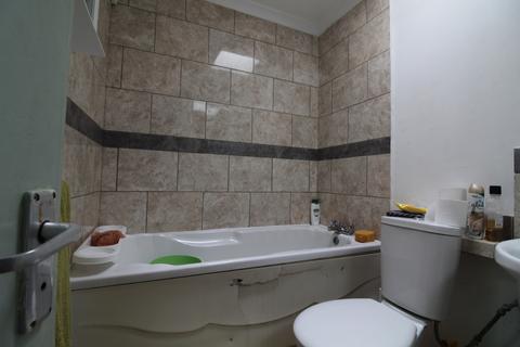 65 Hartslock Drive, London, SE2 9UU