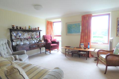 8 Abbey House, Cirencester, GL7 2QU