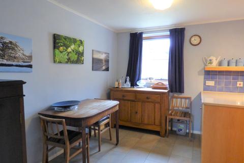 8 Abbey House, Cirencester, GL7 2QU