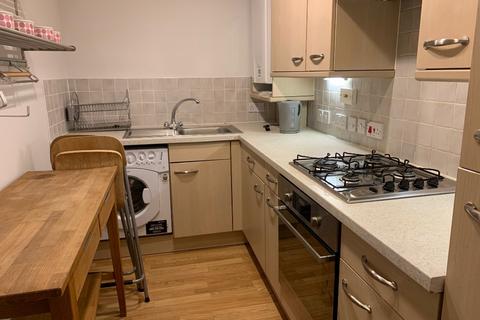 2 bedroom flat to rent - St Clair Road, Leith, Edinburgh, EH6