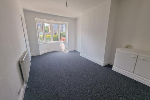 2 bedroom ground floor flat to rent, Caroline Gardens, Wallsend NE28