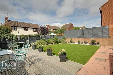 16 Barham Road, Stevenage, SG2 9HX