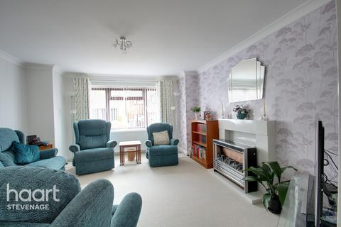 16 Barham Road, Stevenage, SG2 9HX