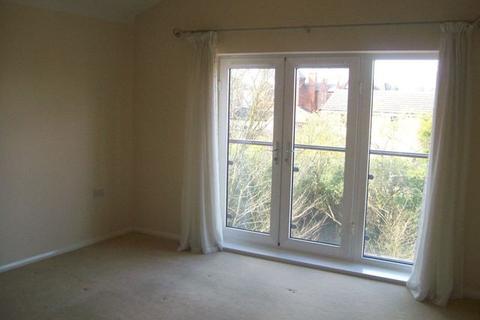 2 bedroom flat to rent - Manton Road, Lincoln, LN2