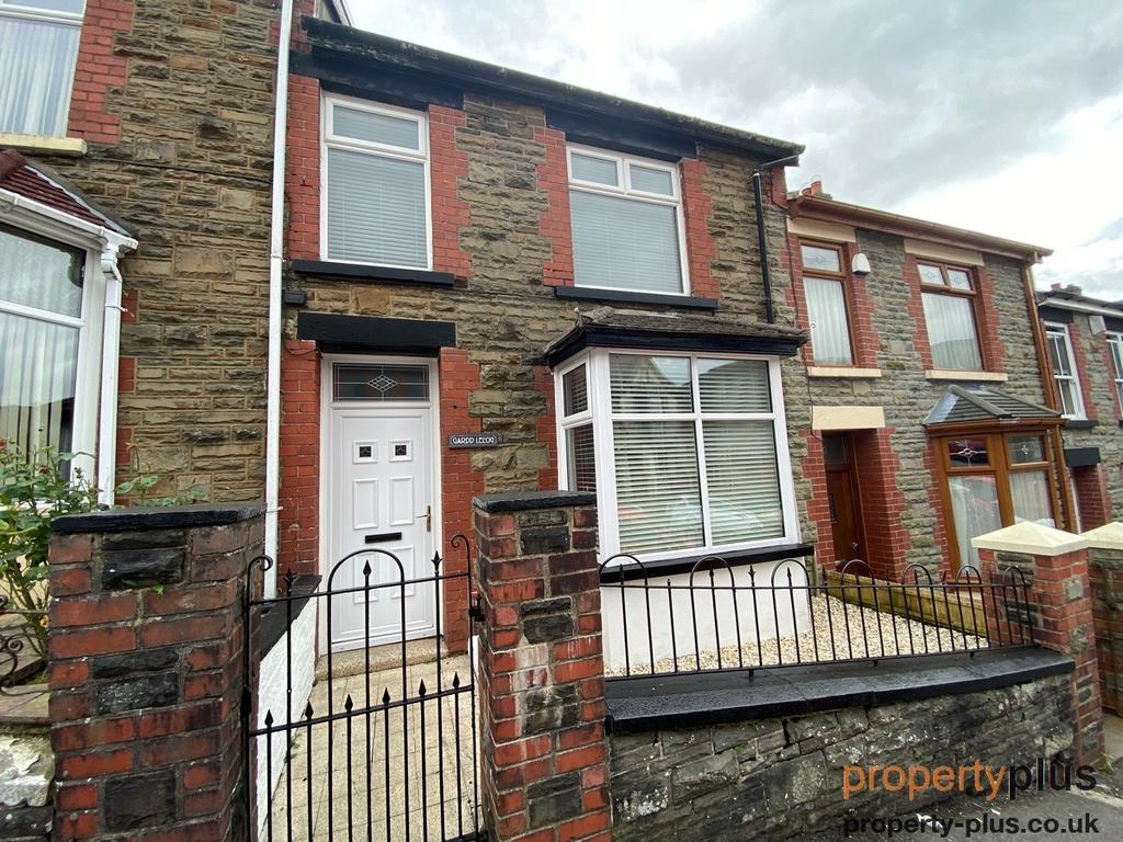 Stuart Street, Treherbert Treorchy 3 bed terraced house £165,000