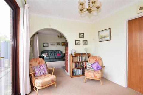 30 Castle Street, Upnor, Rochester, ME2 4XR