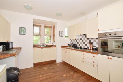 6 Grafton Road, Broadstairs, CT10 3DU