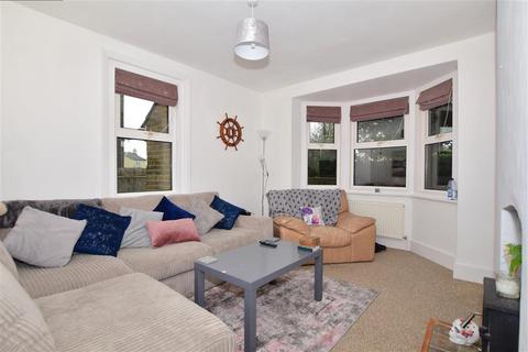 6 Grafton Road, Broadstairs, CT10 3DU