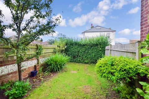 6 Grafton Road, Broadstairs, CT10 3DU
